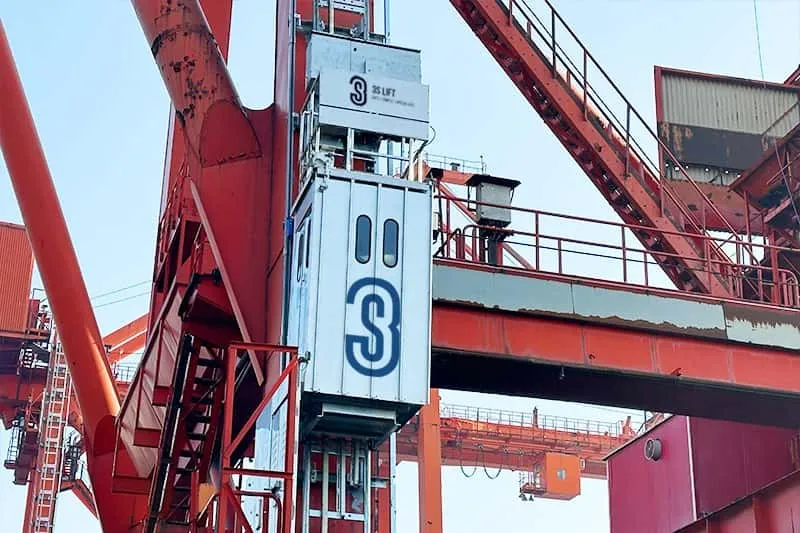 3S LIFT Ladder Hoist: Empowering Indonesian Client with Efficient Solar Panel Installation