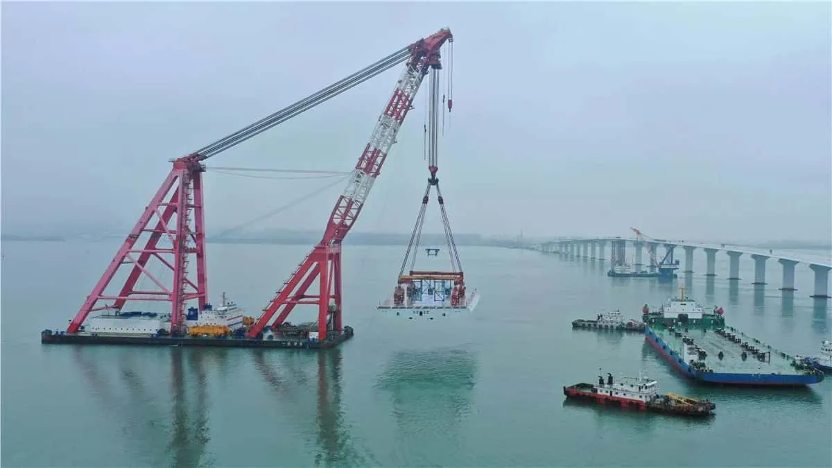 3s-construction-hoists-at-the-construction-sites